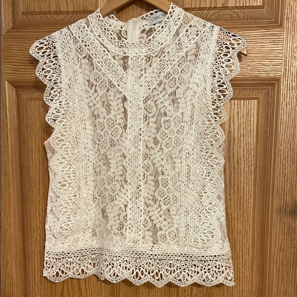Chicwish Cream Lace Sleeveless Blouse with Mandarin Collar